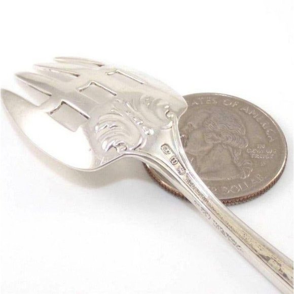 Bunker Hill Watson Sterling Ramekin Fork - Picture 2 of 3